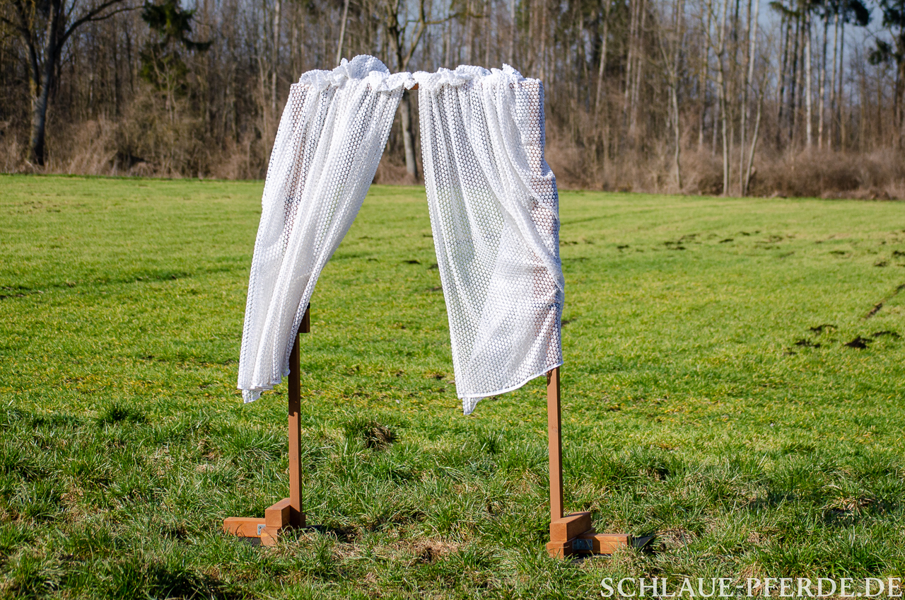 Vorhang, Hindernis mobiler Parcours, Horse Agility Parcours, Trailparcours, Gelassenheitsparcours