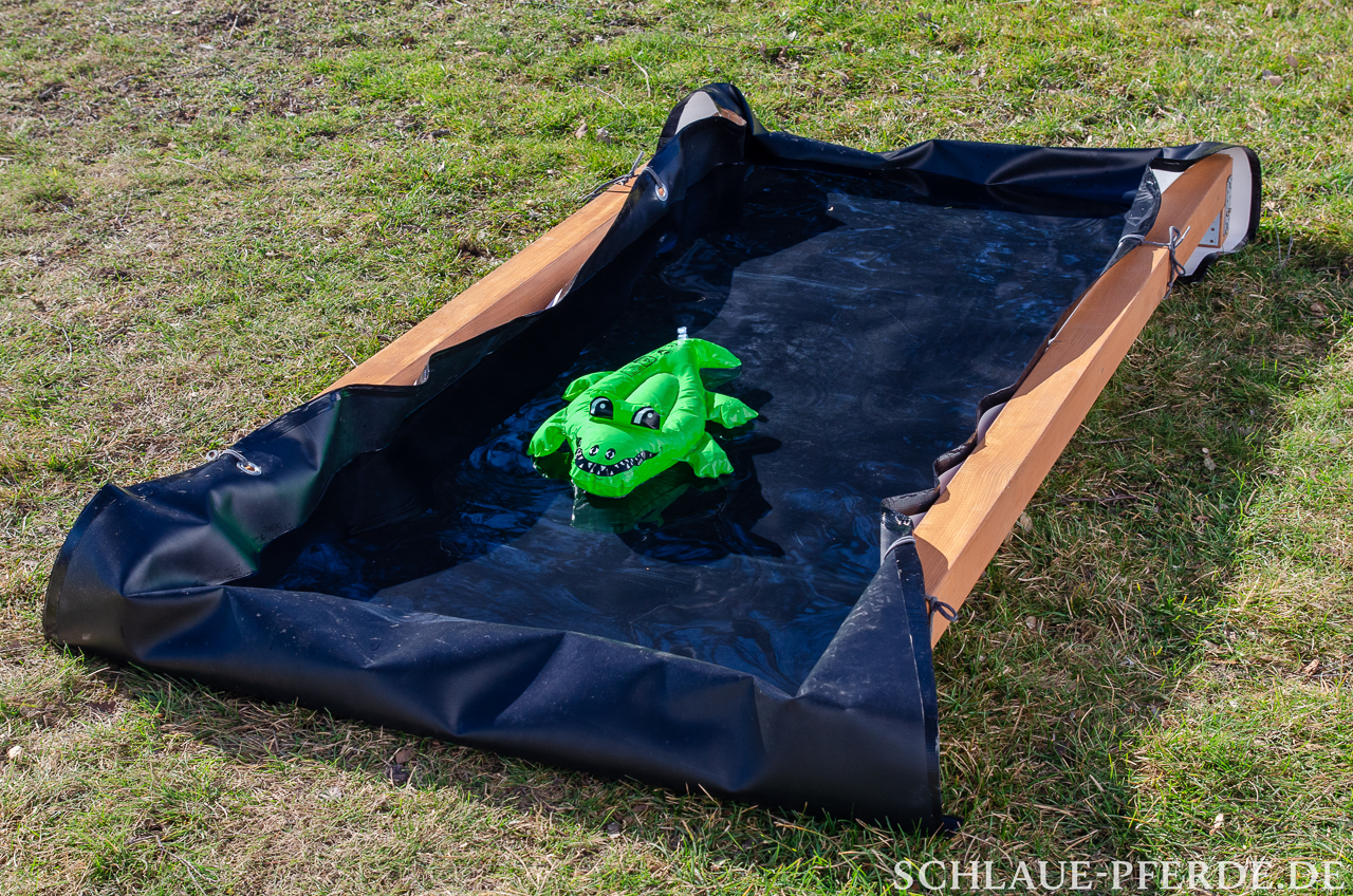 Wassergraben, Hindernis mobiler Parcours, Horse Agility Parcours, Trailparcours, Gelassenheitsparcours